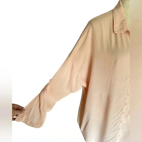 Torrid Rayon Slub Drop Shoulder Button Down Peach Nectar Women Top Size 2 - Picture 5 of 7